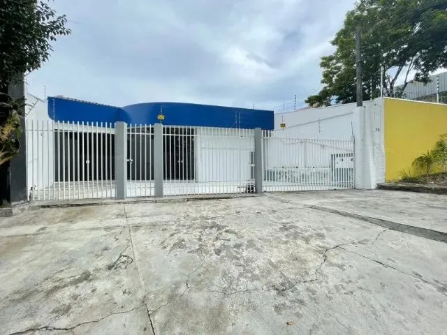 Imagem: Casa Residencial e Comercial, Parolin, 350M²