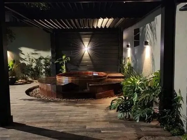 Imagem 13: Casa para Aluguel e Venda com 450 Metros Quadrados no Bairro Mais Desejado Perto do Mar/ L