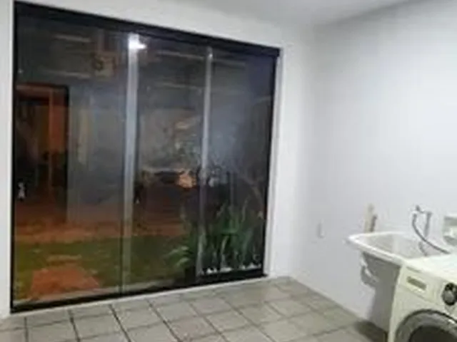 Imagem 8: Casa para Aluguel e Venda com 450 Metros Quadrados no Bairro Mais Desejado Perto do Mar/ L