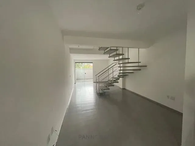 Imagem: Sobrado na Velha Central 02 Dormitórios