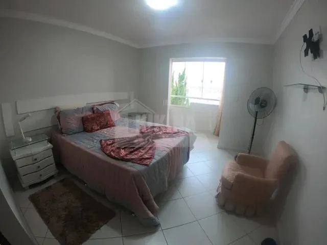 Imagem 15: Sobrado 4 Quartos para Locação em Oficinas