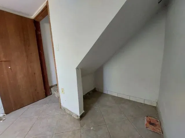 Imagem 7: Casa com 2 Dormitórios para Alugar em Contagem
