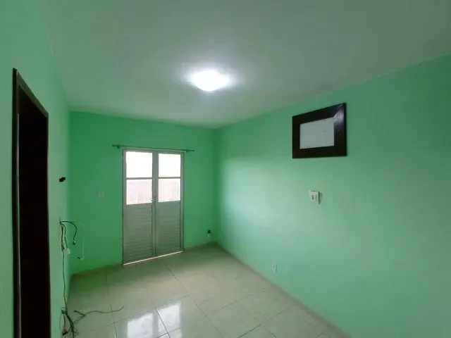 Imagem 1: Aluga-Se Casa 2 Quartos - Rio Sena