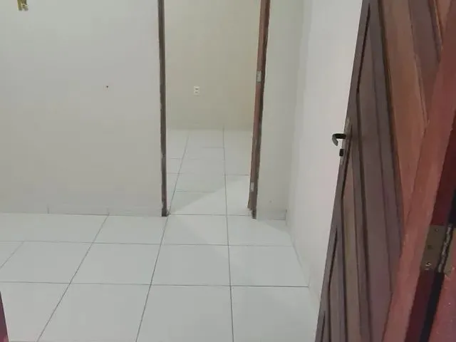 Imagem 4: Alugo Kitnet Quarto com aluguel por R$600 /mês