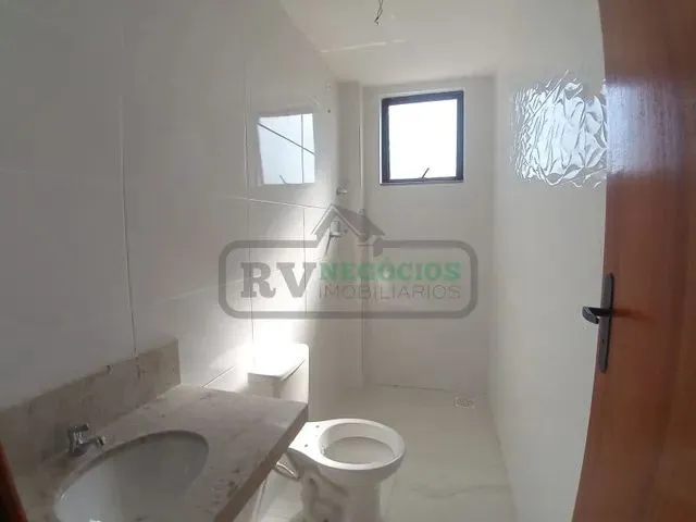 Imagem 2: )(- Excelente Apartamento com Acabamento Diferenciado 2 Quartos e Garagem em Recanto da M