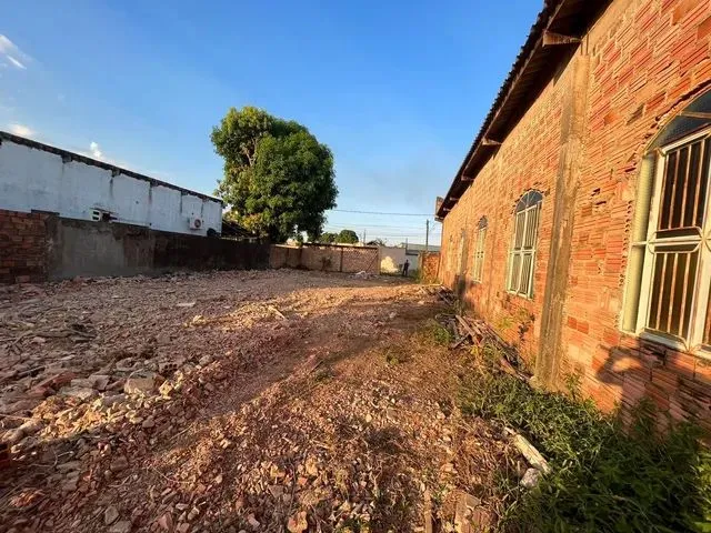 Imagem: Terreno 10X30 Próximo Ao Shopping