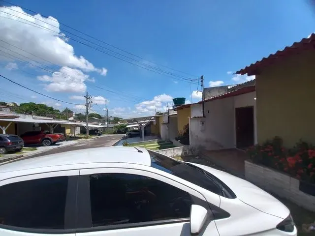 Imagem: A Hora É Agora. Casa em Condomínio Fechado