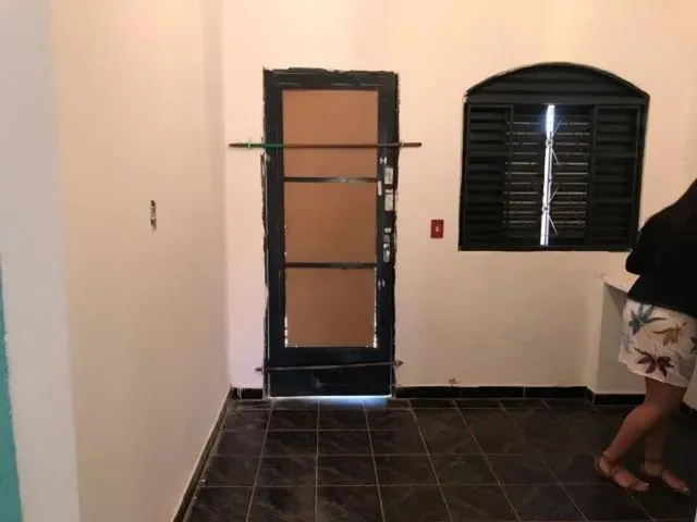 Imagem: Vende-Se no Bairro do Marco