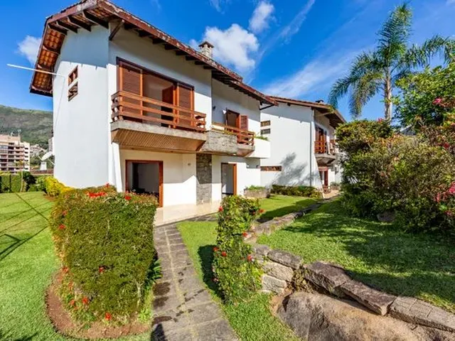 Imagem: Cód. 762 - Casa Duplex com 5 Quartos