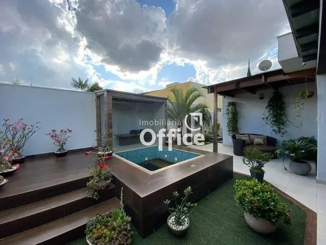 Imagem: Casa com 3 Quartos e Sauna no Santo André