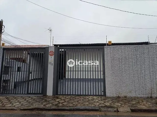 Imagem: Casa com 2 Suítes À Venda por R$ 550.000