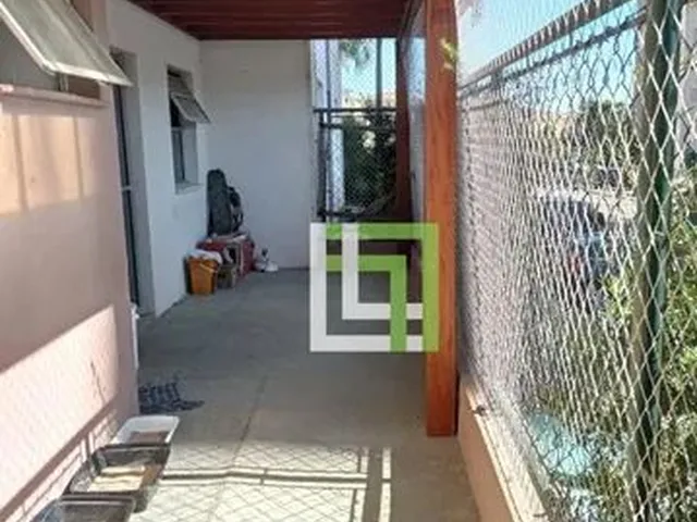 Imagem: Apartamento com 2 Dormitórios À Venda
