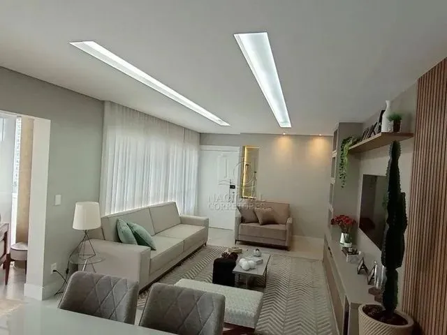 Imagem: Apartamento com 4 Dormitórios À Venda