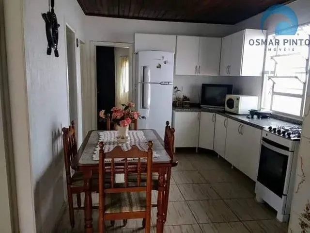 Imagem 9: Casa de 08 Dormitórios a Venda em Torres