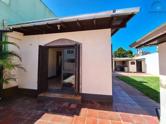 Imagem 7: Casa de 08 Dormitórios a Venda em Torres
