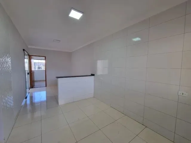 Imagem 2: Casa a Venda Três Quartos