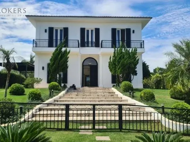 Imagem: Casa com 5 Dormitórios À Venda, 600 M²