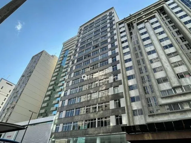 Imagem: O apartamento possui 3 Dormitórios, 2 Banheiros, 1 Vaga na