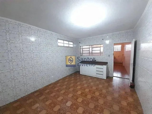 Imagem: Sobrado de 1 Quarto para Alugar no Bairro