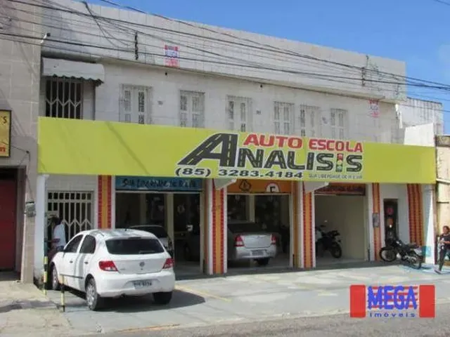Imagem: Kitnet com 1 Suíte no Bairro Jacarecanga