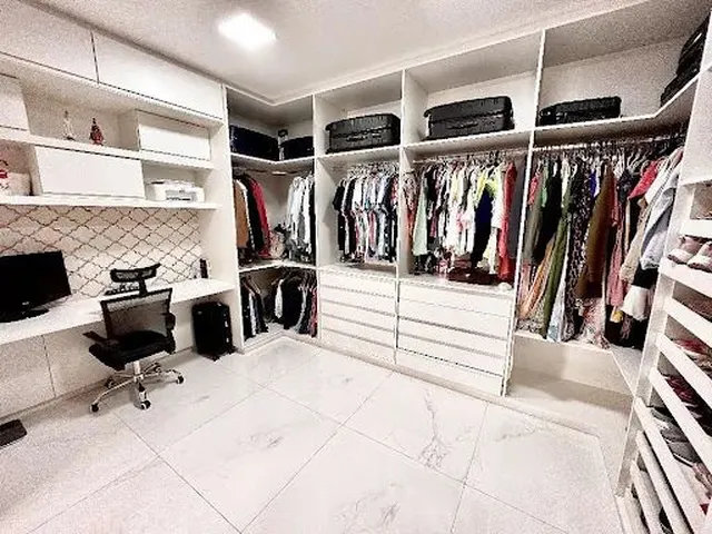 Imagem 16: Casa com 4 Dormitórios para Alugar, 310 M² por R$ 9.900,00/Mês - Alphaville Jacuhy