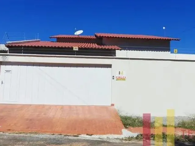 Imagem: Uruaçu - Casa Padrão - Centro