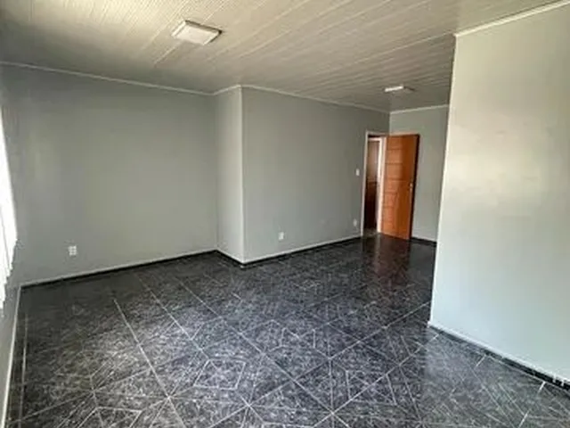 Imagem: Conjunto Manoa, Alugo Casa de Esquina, Rua