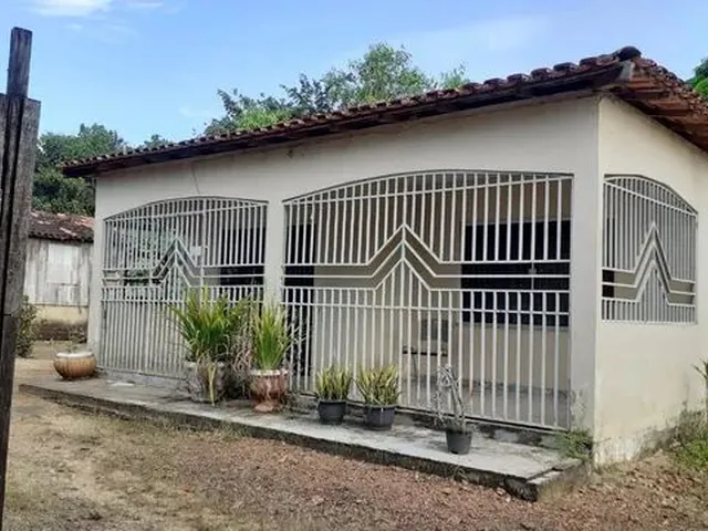 Imagem: Vendo Casa Grande com Terreno Espetacular!