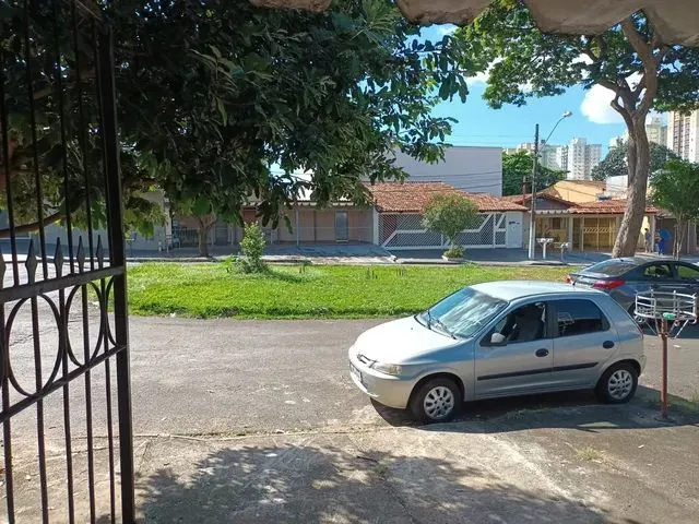 Imagem: Casa Setor União 3 Quartos Lajotada Frente