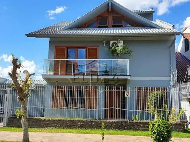 Imagem: Casa com 4 Dormitorio(S) Localizado(A) no