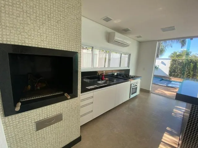 Imagem 10: Casa Condomínio Fechado de 294M², 03 Quartos Sendo 01 Suite Master, 04 Vagas de Garagem