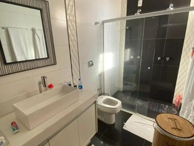 Imagem 6: Casa Condomínio Fechado de 294M², 03 Quartos Sendo 01 Suite Master, 04 Vagas de Garagem