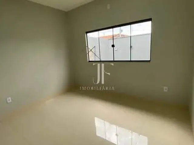 Imagem 3: Casa de 3 Quartos (1 Suíte), Garagem Coberta - Jardim Helvecia Complemento