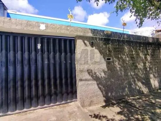 Imagem: Casa Espaçosa de 2 Quartos À Venda no