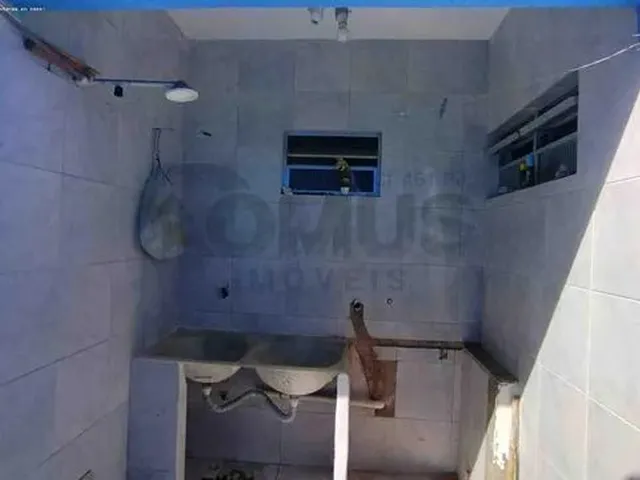 Imagem 6: Casa Espaçosa de 2 Quartos À Venda no Bugio