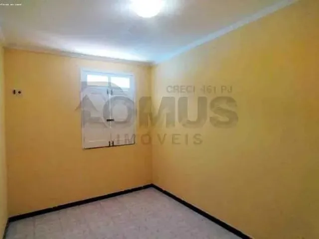 Imagem 3: Casa Espaçosa de 2 Quartos À Venda no Bugio