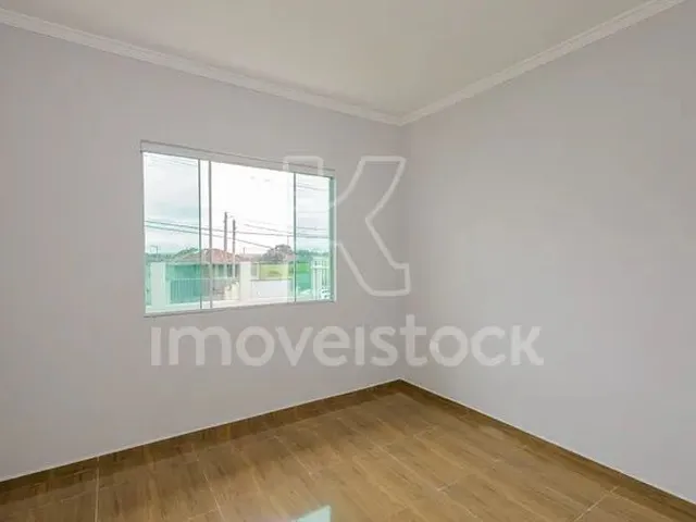 Imagem 3: Casa Bacana com 3 Quartos e Churrasqueira!