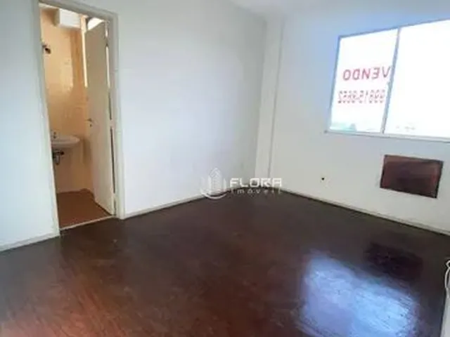 Imagem 6: Apartamento com 3 Dormitórios À Venda, 134 M² por R$ 300.000,00 - Comercial