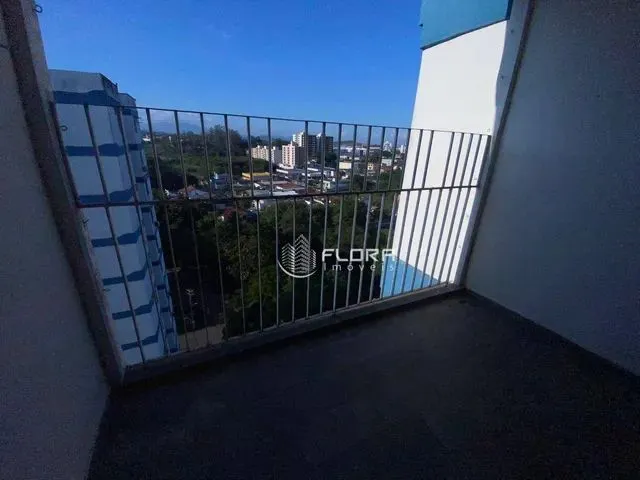 Imagem 5: Apartamento com 3 Dormitórios À Venda, 134 M² por R$ 300.000,00 - Comercial