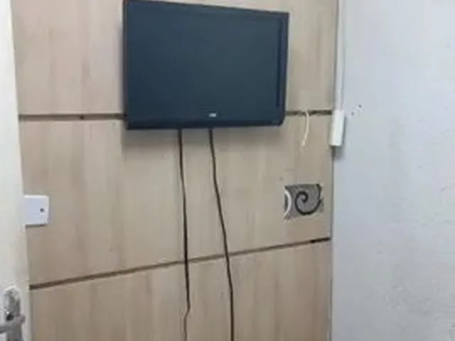 Imagem 4: Linda Casa de 3 Quartos com Área de Churrasco À Venda