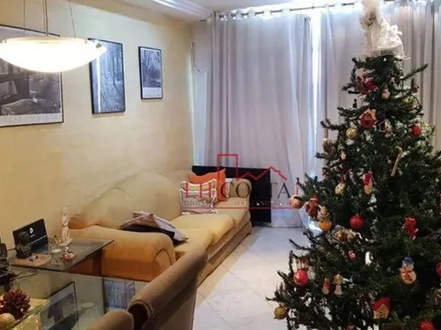 Imagem 1: Excelente Planta!!! Apartamento em Local Nobre com Varanda, 2 Dormitórios Sendo 1 Suíte