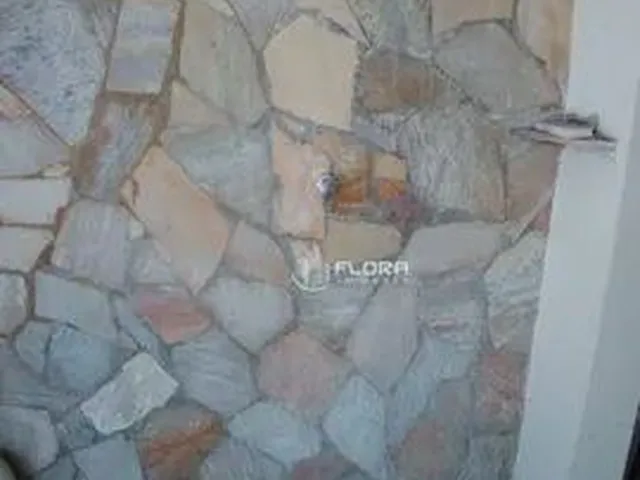Imagem: Casa com 6 Dormitórios À Venda, 395 M²