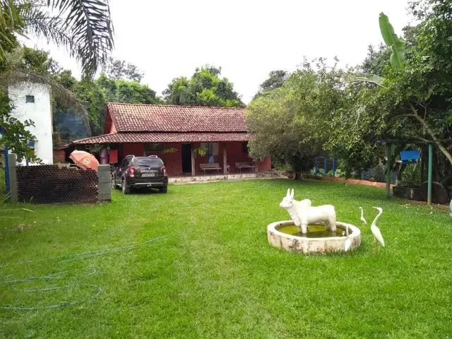 Imagem: Casa (Em Condomínio), com 3 Quartos e 3