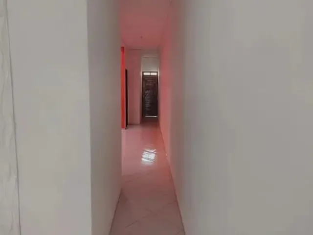 Imagem 10: Casa em Maria Ortiz com Quintal e Garagem