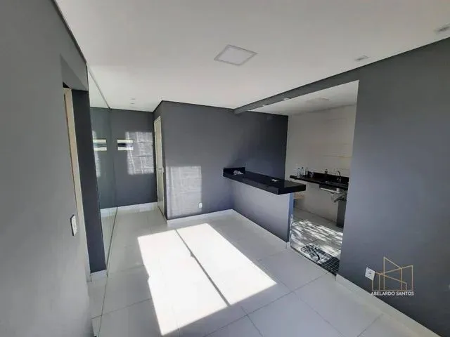 Imagem: Apartamento com 2 Dormitórios À Venda
