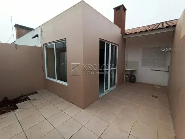 Imagem 7: Térrea para Aluguel com 82 Metros Quadrados com 3 Quartos em Três Vendas - Pelotas - Rs