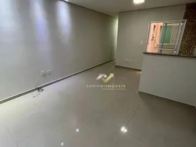 Imagem: O apartamento possui 2 Dormitórios, 1 Banheiro, 1 Vaga na