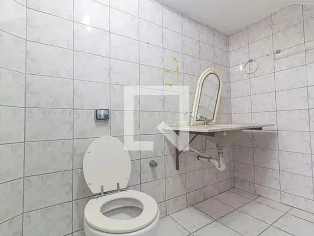 Imagem 14: Casa para Aluguel - Mercês, 4 Quartos, 200 M2