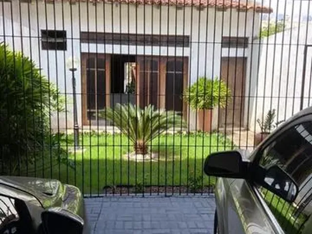 Imagem 2: Casa, 3/4, 220M², 6Vgs em Canudos