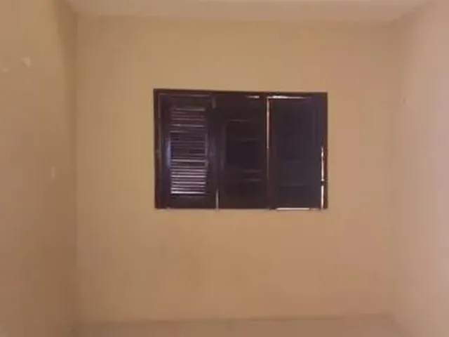 Imagem 11: Excelente Imovel, com 2 Quartos, Sendo Uma Suíte, Garagem, Quintal, Forrada e Gradeada